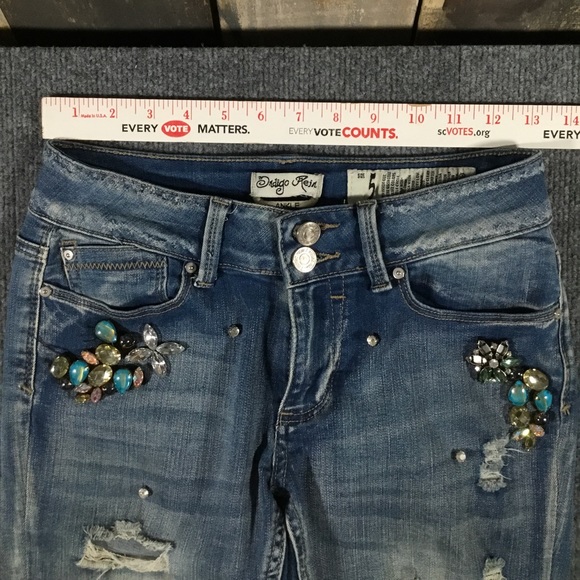 Indigo Rein distressed and embellished jeans juniors/teens size 5 - Picture 10 of 11